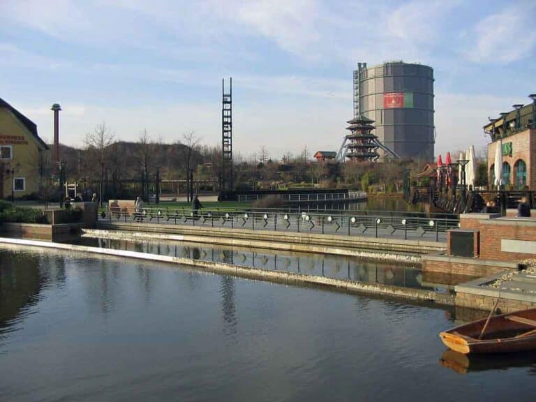 Oberhausen: Umgebung des Gasometers am Centro (Foto: AlterVista)