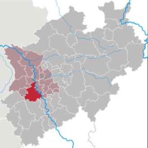 Der Kreis gehört zur Metropolregion Rhein-Ruhr, grenzt an Düsseldorf, Duisburg, Mülheim, Essen, Wuppertal, Solingen, Leverkusen, Köln sowie die Kreise Ennepe-Ruhr-Kreis, Rheinisch-Bergischer Kreis und den Rhein-Kreis Neuss.
